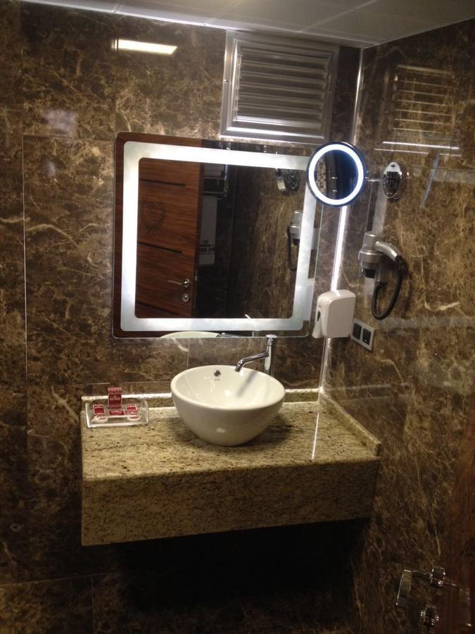 Bilecik Grand Hotel Basaran מראה חיצוני תמונה